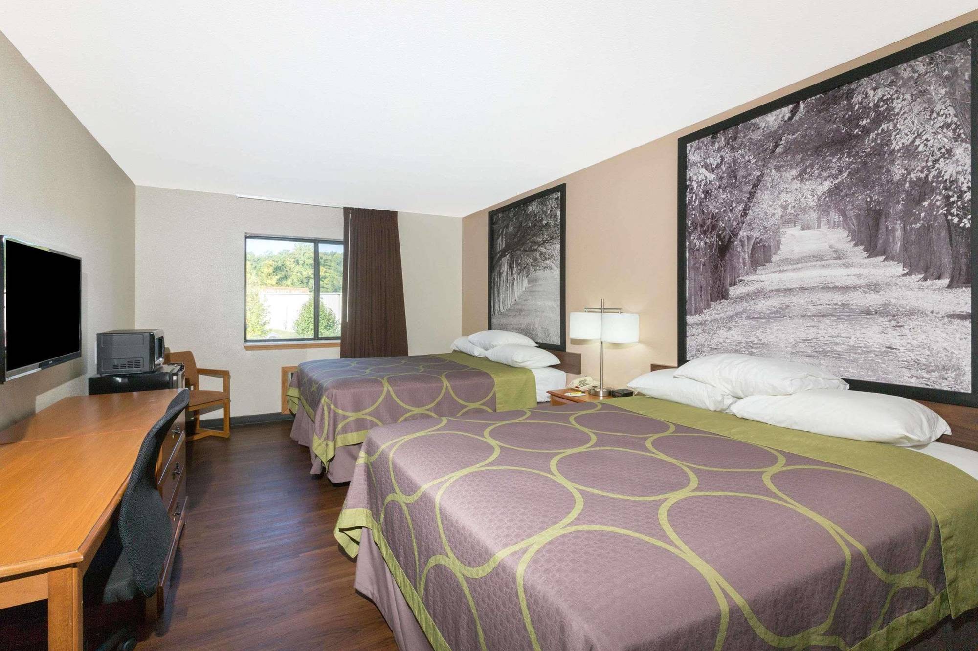 Super 8 By Wyndham Radcliff Ft. Knox Area Hotel Bagian luar foto